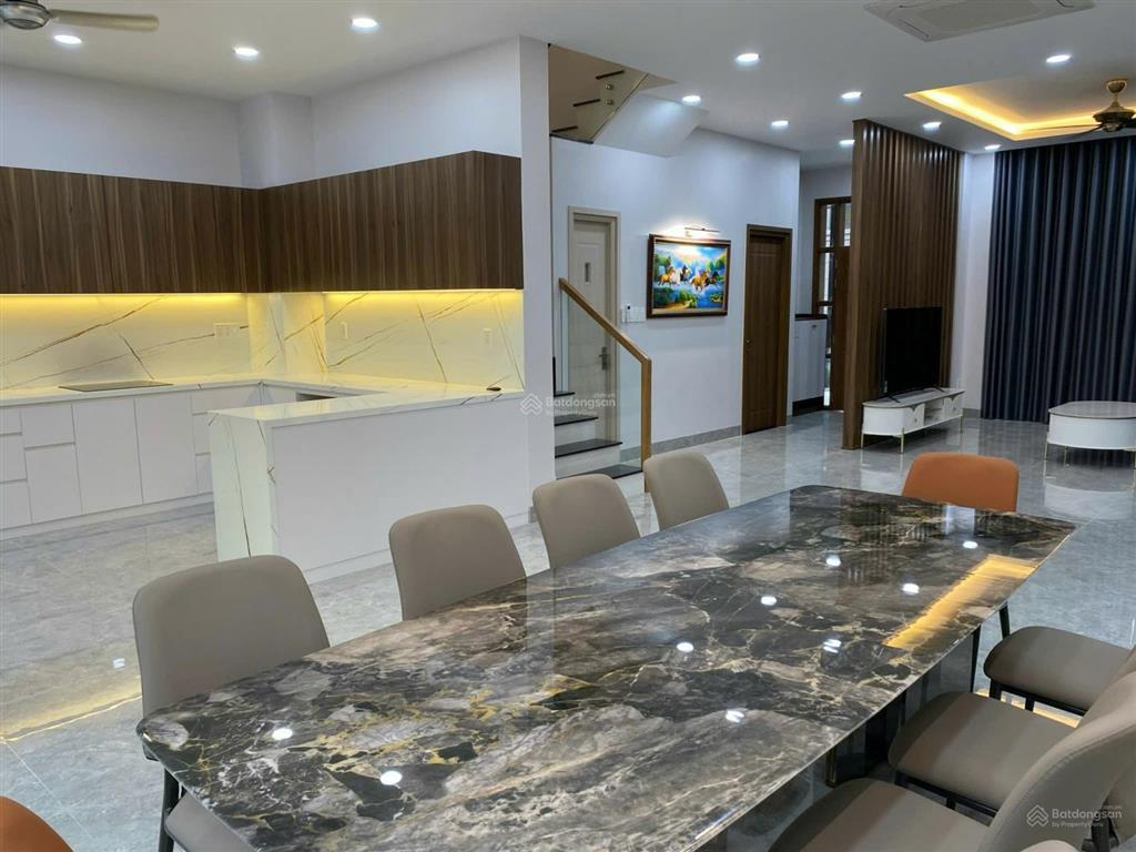 Chính chủ cho thuê biệt thự song lập gs metrocity full nội thất giá 50tr/th