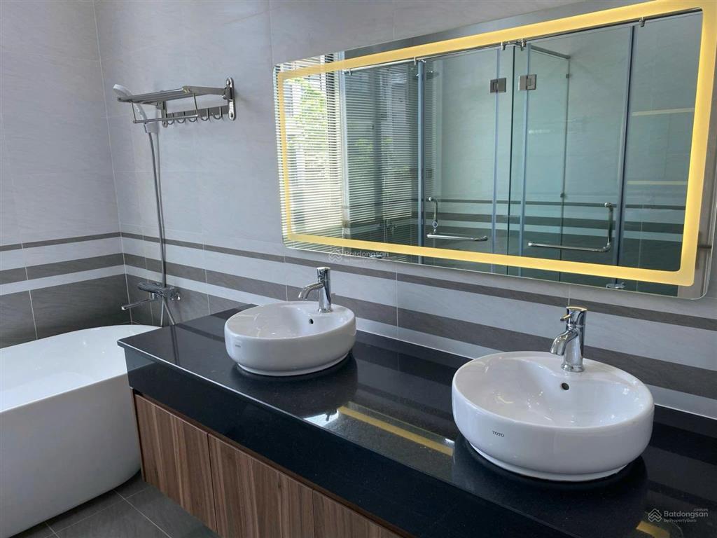 Chính chủ cho thuê biệt thự song lập gs metrocity full nội thất giá 50tr/th