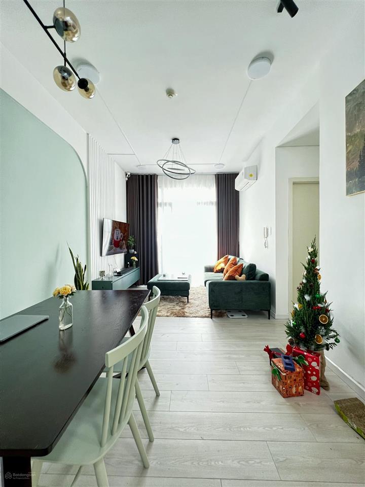 Tôi bán căn hộ luxcity 2pn 65m sổ hồng sẳn, công chứng ngay giá 4.2tỷ  0937 781 ***