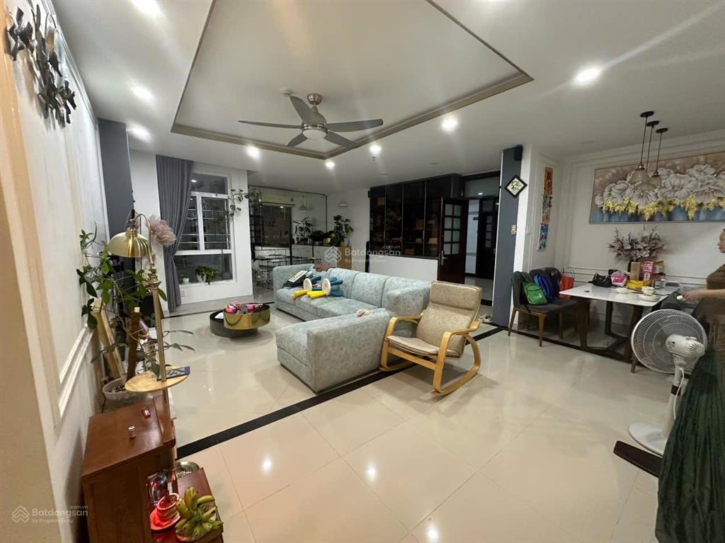 Bán căn 145m2 himlam riverside 3pn 3wc lầu cao có nội thất giá 9tỷ8  0937 781 ***