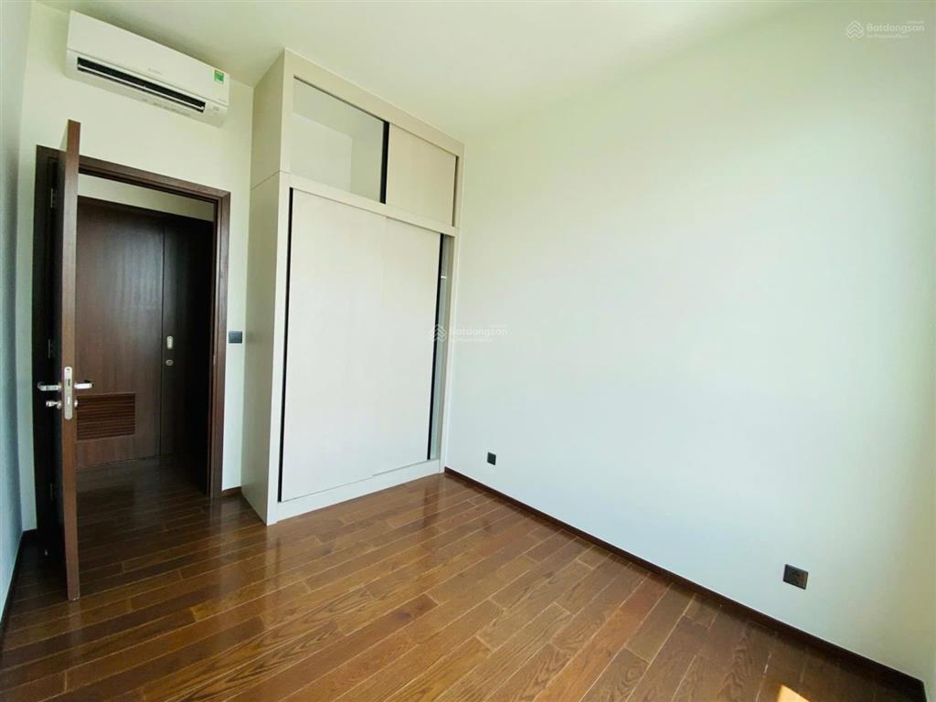 Bán căn hộ d'edge thảo điền, 12 tỷ, 92 m2, 2pn, 2wc, nội thất cơ bản, đn