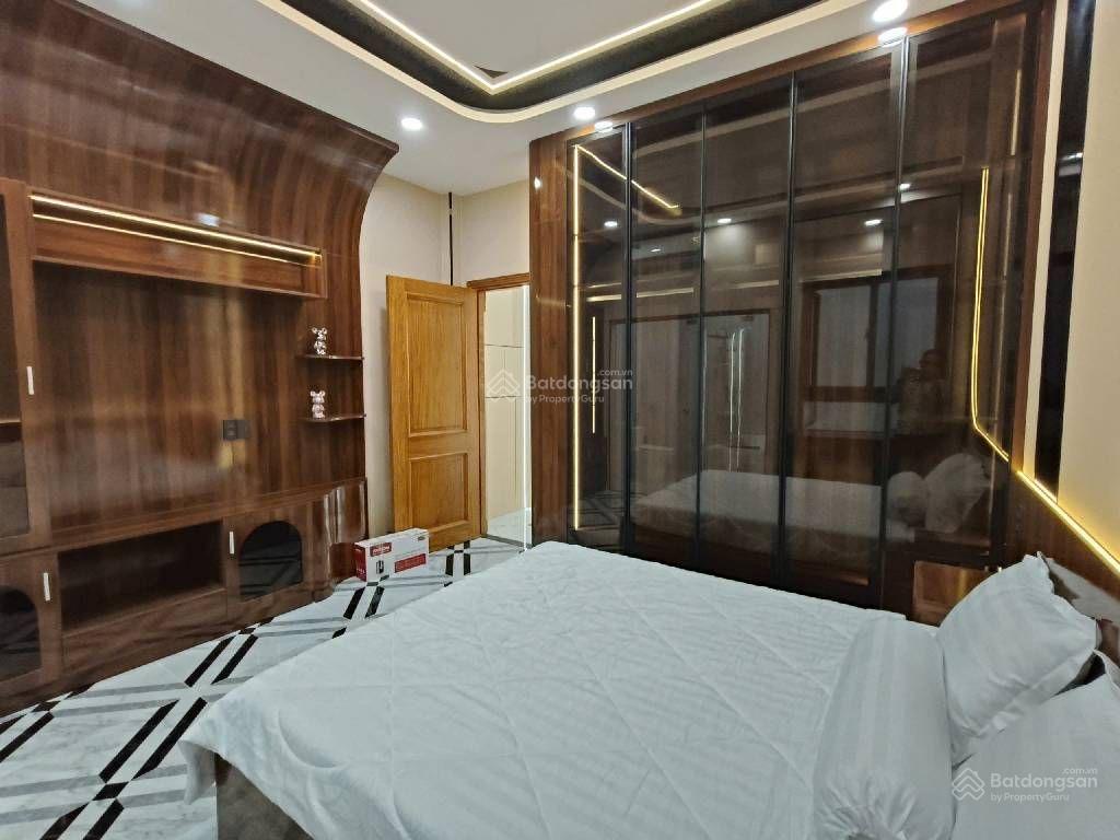 Bán nhà hẻm 8m  5 tầng  đường phan huy ích  gần nhà ga t3  4x16m  nhà mới ở ngay  chie 8,x tỷ