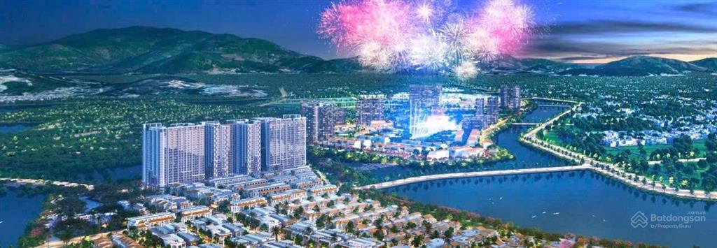 Căn ch33 tòa the charm giá chỉ 4tỷ7  view pháo hoa đảo 2 trọn đời