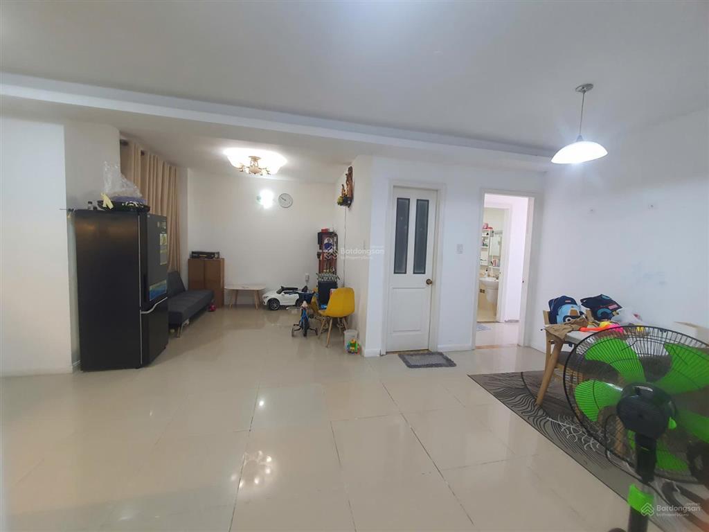 Cho thuê cc hoàng tháp plaza, 12 triệu, 130m2 tại đường 9a, bình chánh, hcm