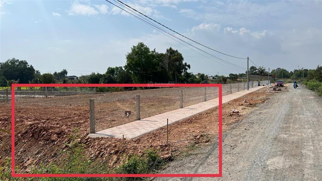Bán đất đẹp tại đường quốc lộ 62, 3,9 tỷ, 551m2, mặt tiền 24m sát bến xe đang thi công ngày đêm, p3