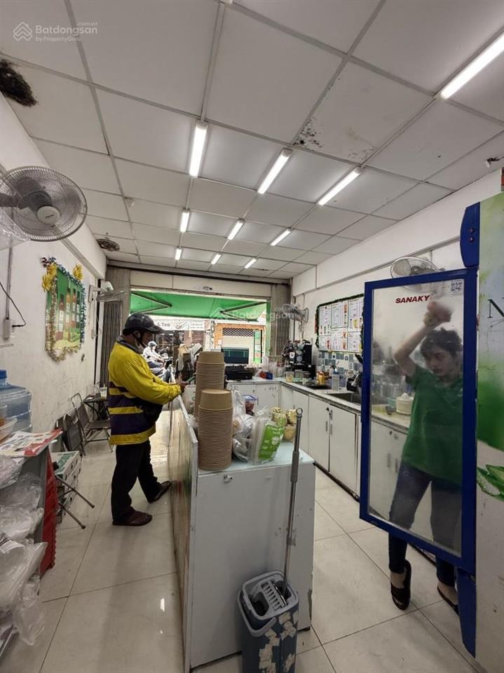 Mặt tiền quận 10 ngay hoà hảo  48m2 có lề 3m chốt nhỉnh 11t