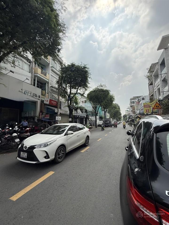 Mặt tiền quận 10 ngay hoà hảo  48m2 có lề 3m chốt nhỉnh 11t