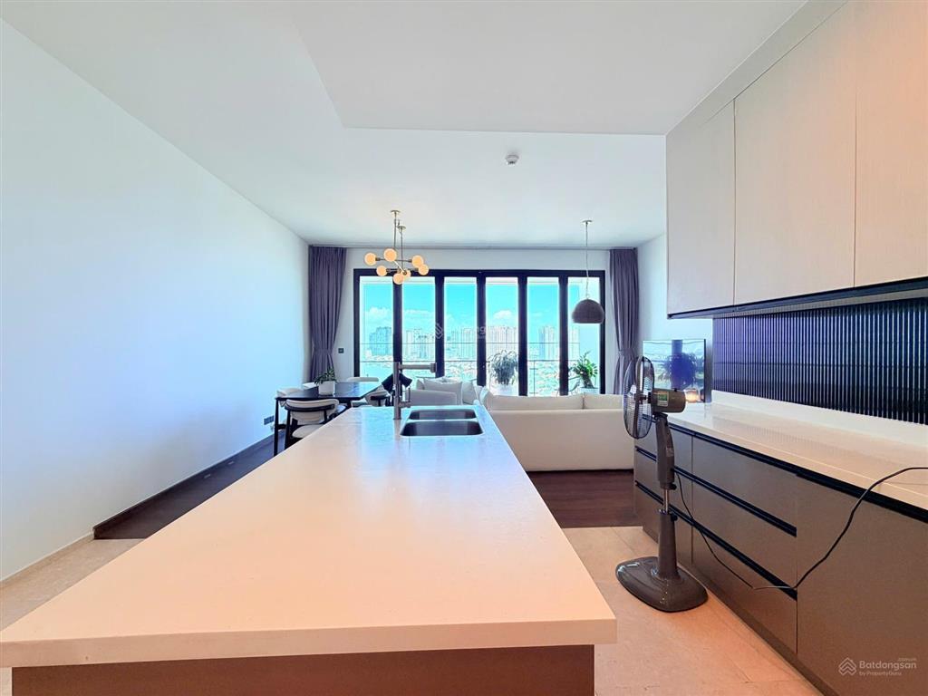 Cho thuê 3 phòng ngủ d'edge thảo điền, nội thất mới, đẹp lung linh, view sông.
