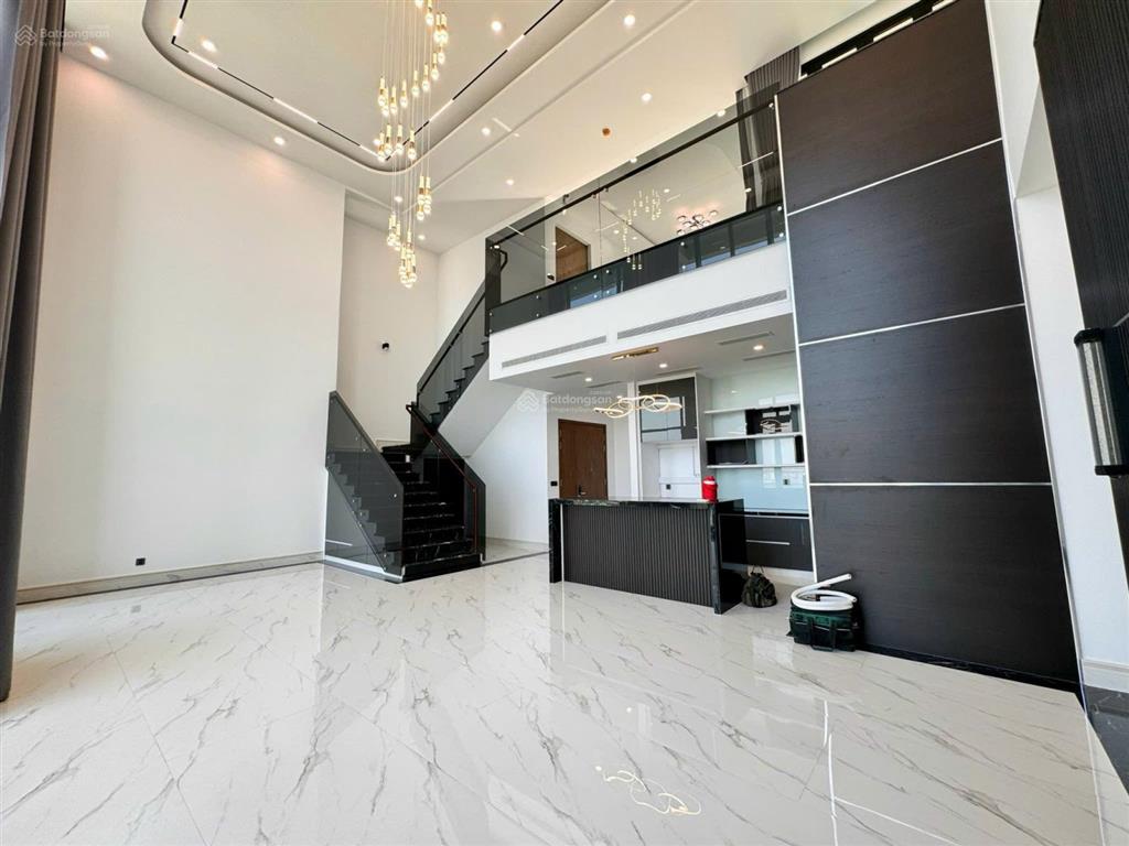 Cho thuê penthouse d'edge thảo điền nội thất cơ bản, căn hiếm có trên thị trường