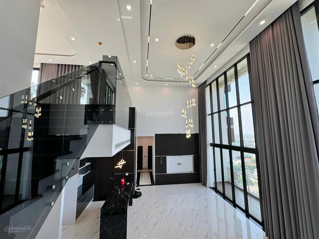 Cho thuê penthouse d'edge thảo điền nội thất cơ bản, căn hiếm có trên thị trường