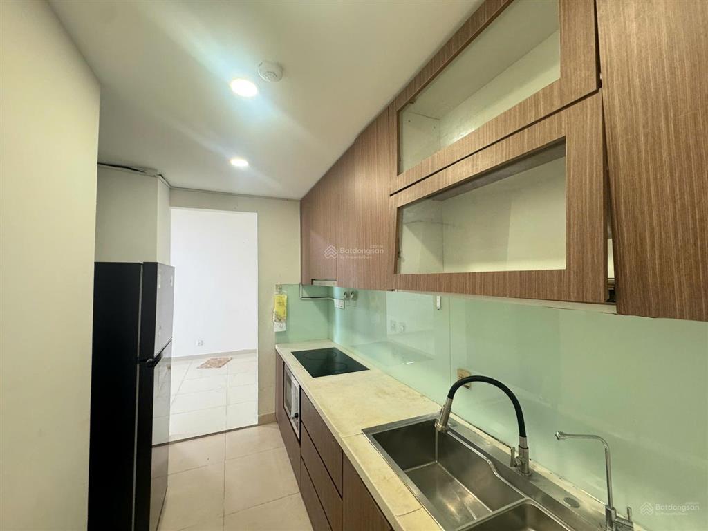 Cho thuê 2 phòng ngủ vista verde, lầu cao, giá rẻ, full nội thất, view sông cực đẹp.