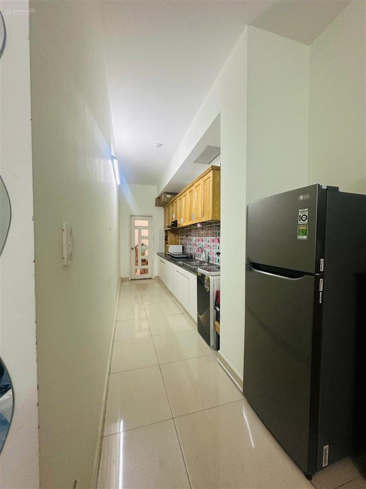 Bán chung cư topaz city cao lỗ q8 với 73m2 2 phòng ngủ, 2wc có nội thất 3tỷ550