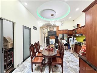 Nguyên hồng  gò vấp  hẻm thông tứ tung  tặng giấy phép xây dựng  130m2 (3.2x22  nở hậu 7.4m)