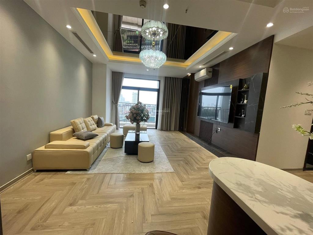 Bán căn góc 76m2 2pn2vs thiên niên kỷ. ban công đb, có slot ôtô, tầng trung đẹp. giá 6.9tỷ