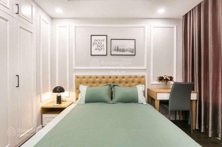 Cho thuê căn hộ sky center phổ quang, 3 phòng ngủ 100m2 giá 23tr/tháng khoa 0934 819 ***