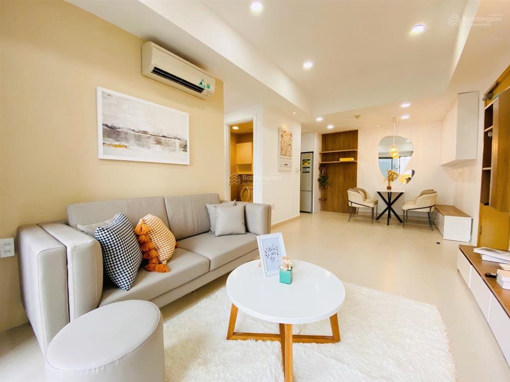 Cho thuê căn hộ sky center phổ quang, 3 phòng ngủ 100m2 giá 23tr/tháng khoa 0934 819 ***