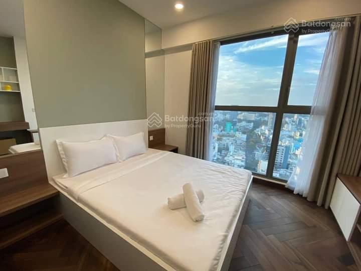 Cho thuê căn hộ sky center phổ quang 2 phòng ngủ 15 triệu.  0934 819 *** khoa