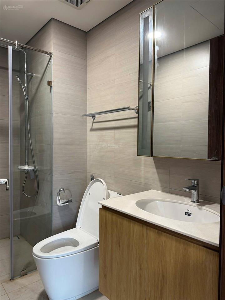 Bán căn hộ terra royal lý chính thắng, 2 phòng ngủ 7.6tỷ.  0934 819 *** khoa