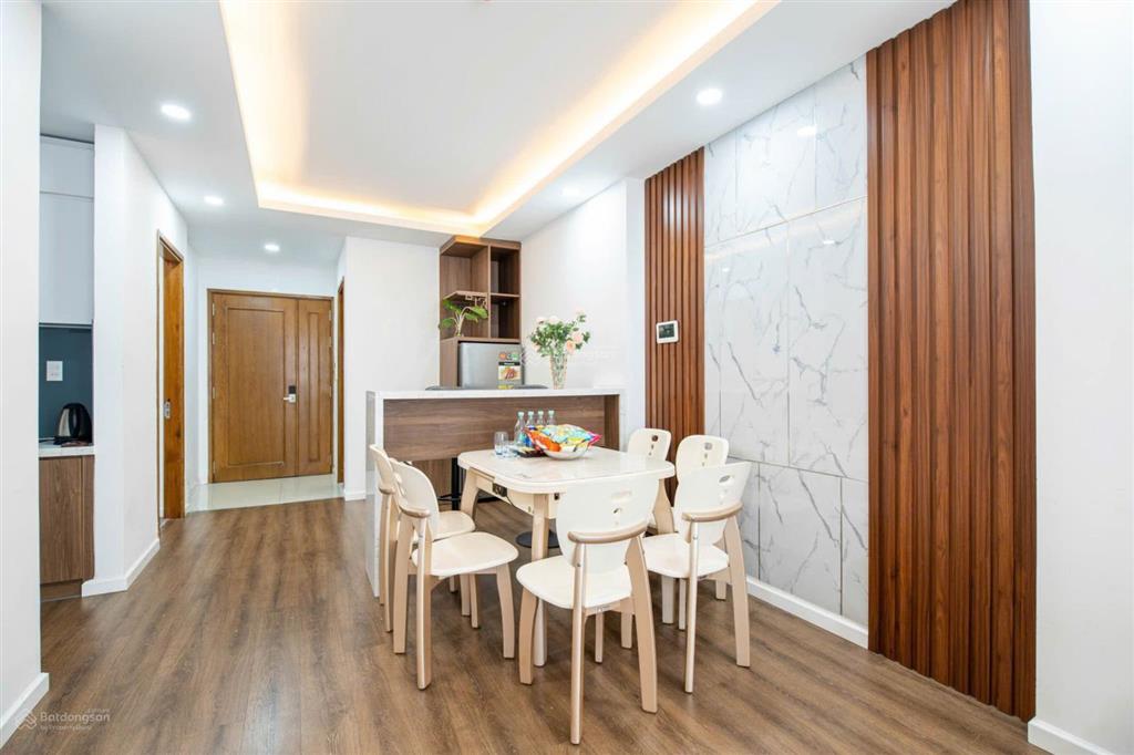 Cho thuê căn hộ saigon airport bạch đằng, 2 phòng ngủ 97m, giá 18 triệu. 0934 819 *** khoa