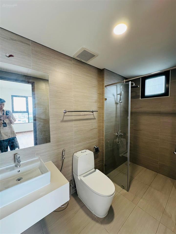 Bán căn hộ garden gate 2 phòng ngủ 74m giá 7.2tỷ ở hoàng minh giám  0934 819 *** khoa