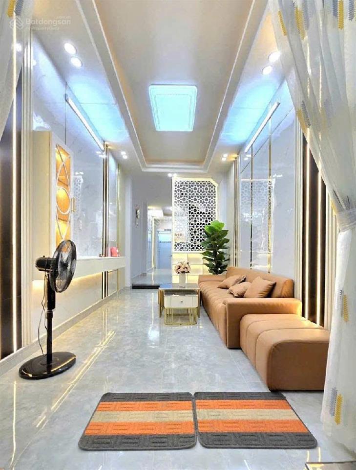 Nhà mới 2 tầng, hoàn công, full nội thất giá 4,35 tỷ