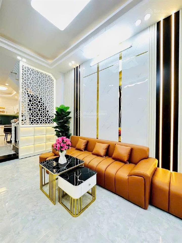 Nhà mới 2 tầng, hoàn công, full nội thất giá 4,35 tỷ