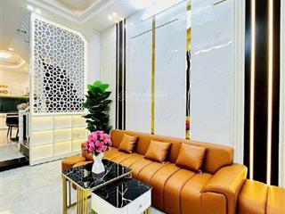 Nhà mới 2 tầng, hoàn công, full nội thất giá 4,35 tỷ