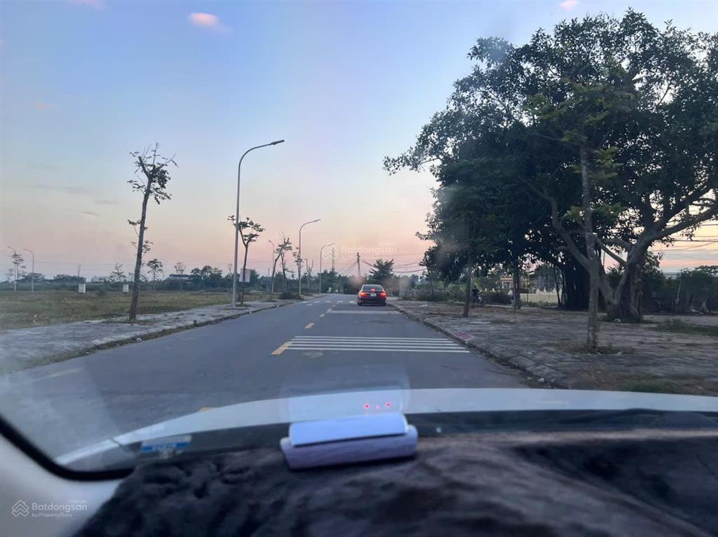 Đất nền trung tâm khu dân cư,pháp lý đầy đủ,tiềm năng tốt