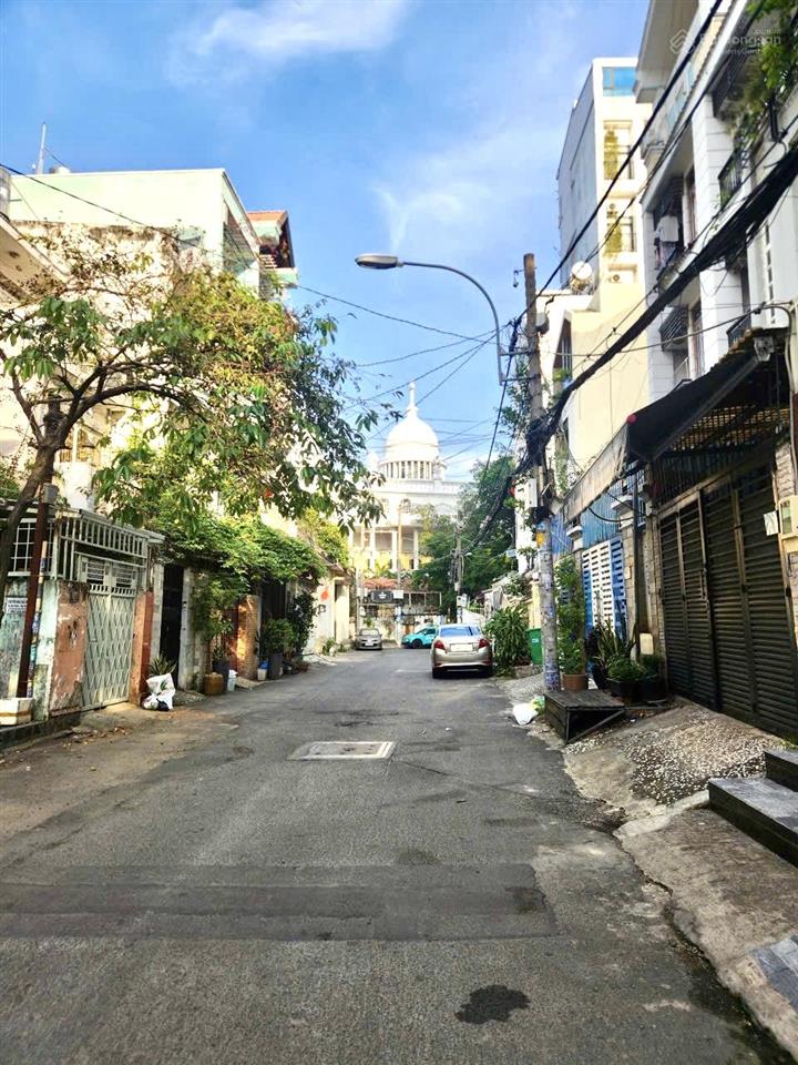 Bán nhà 5 tầng đường ô tô nguyễn cửu vân giáp q1 có gara ô tô