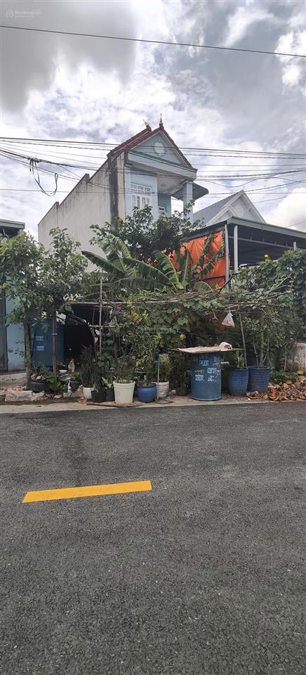 Gần 2 tỷ có mua được đất ngay trung tâm tân phước khánh