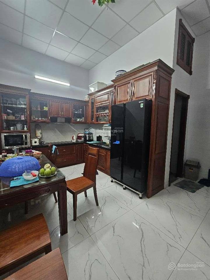 Nhà to giá rẻ, 114m2, hẻm ô tô, huỳnh văn nghệ, tân bình