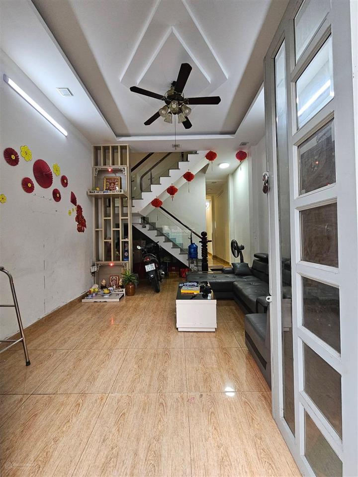 Nhà đẹp đường 8m thông, 2 tầng btct, 56m2, 4 phòng ngủ, 4,39 tỷ, tân tạo, bình tân