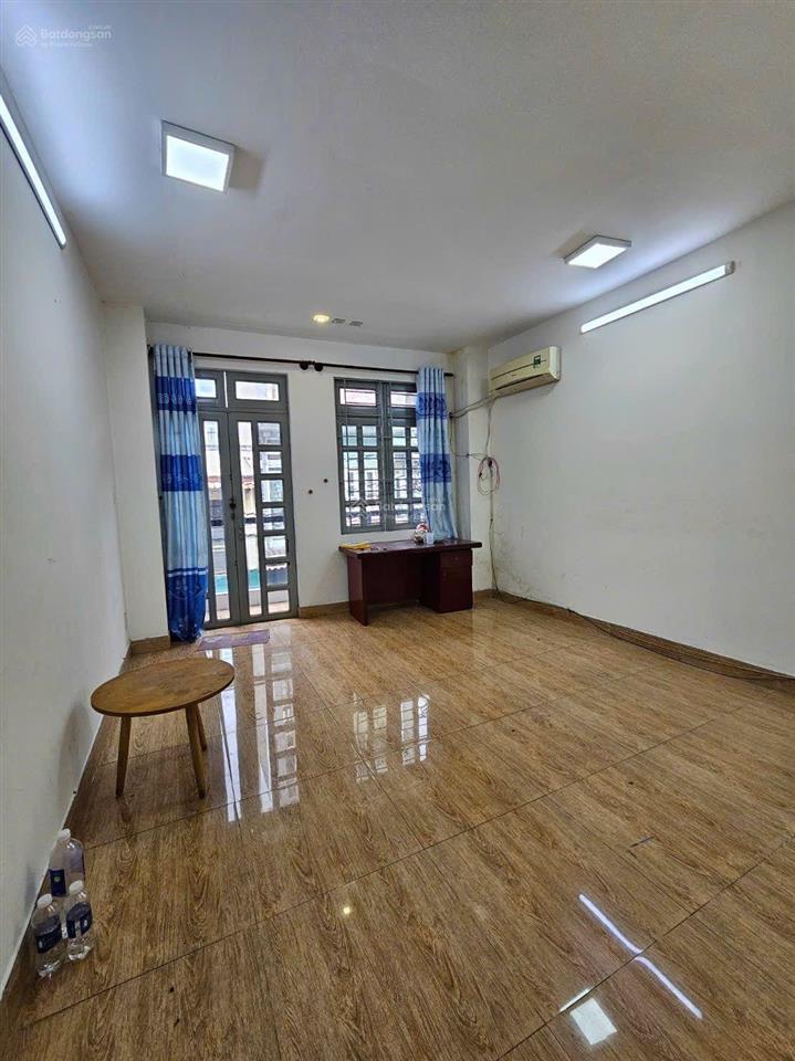 Nhà đẹp đường 8m thông, 2 tầng btct, 56m2, 4 phòng ngủ, 4,39 tỷ, tân tạo, bình tân