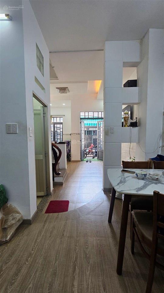 Nhà hẻm ô tô 50m2, 3 tầng, khu vip tân bình, giá 5.25 tỷ