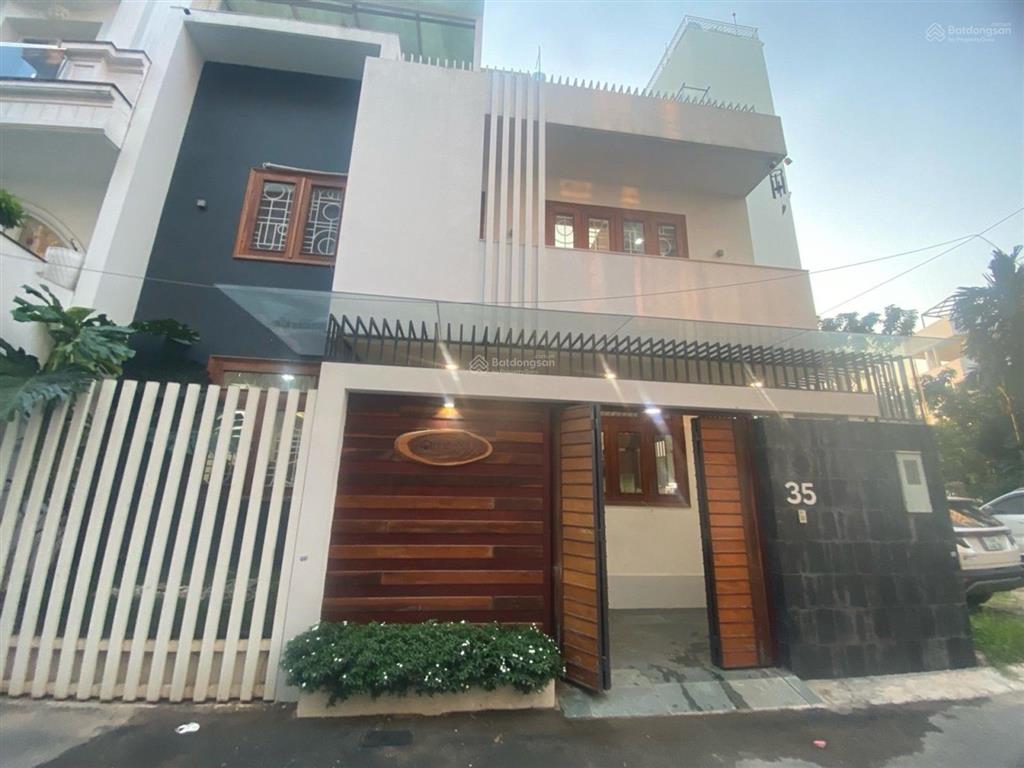 Nhà riêng chính chủ 4 tầng hiện đại, đường 8m, 100m2, 13 tỷ 950, khu cực vip, p14, gò vấp