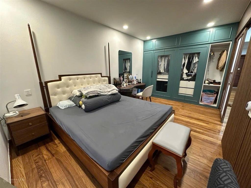 Nhà riêng chính chủ 4 tầng hiện đại, đường 8m, 100m2, 13 tỷ 950, khu cực vip, p14, gò vấp
