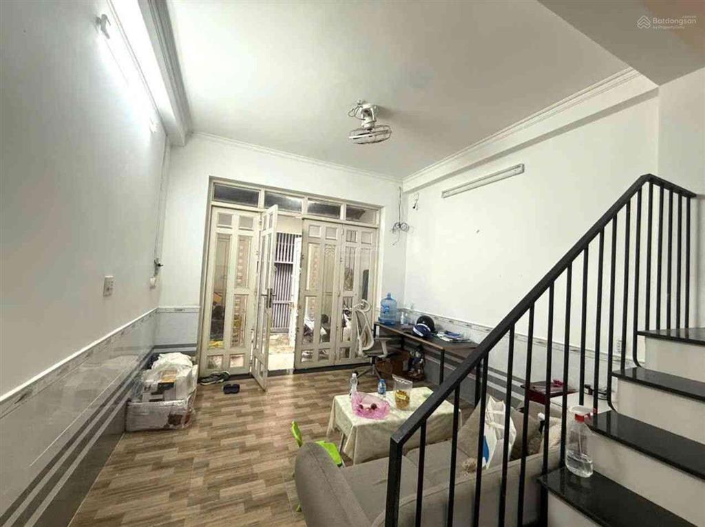 Nhà đẹp 4 tầng đúc btct, 4 phòng ngủ, 45m2, 4,9 tỷ, quang trung, gò vấp