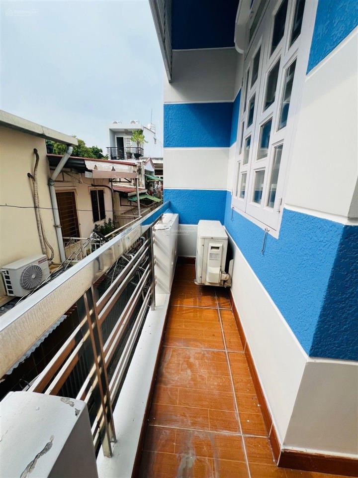 Nhà đúc btct 2 tầng, 3,5 tỷ, 32m2, phường 11, gò vấp, gần công viên làng hoa