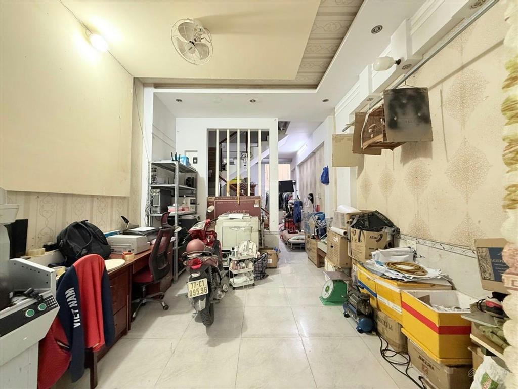 Nhà đúc btct, hẻm ô tô tới nhà, 60m2, 5,1 tỷ, huỳnh văn nghệ, phường 15, quận tân bình