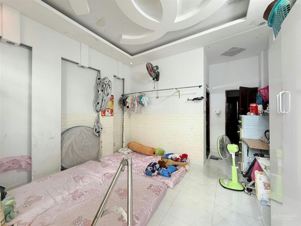 Nhà đúc btct, hẻm ô tô tới nhà, 60m2, 5,1 tỷ, huỳnh văn nghệ, phường 15, quận tân bình