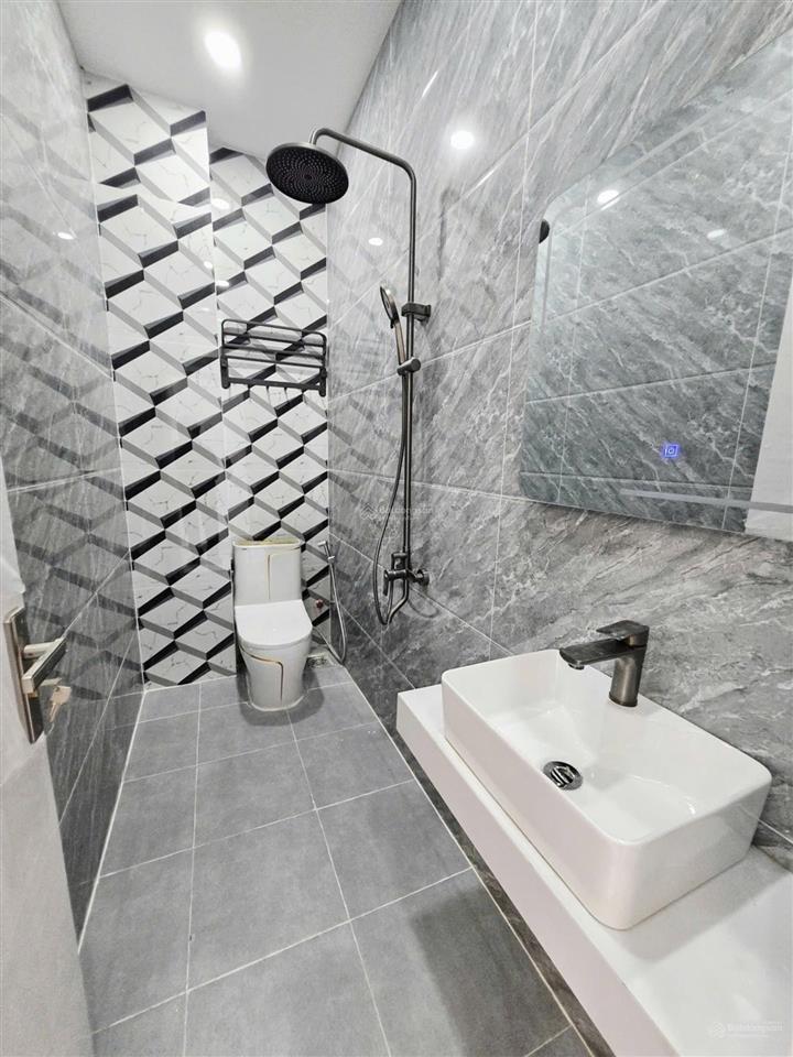 Chỉ 5.1 tỷ  4 tầng btct  gò xoài  bình tân  xe hơi tới nhà  siu đẹp