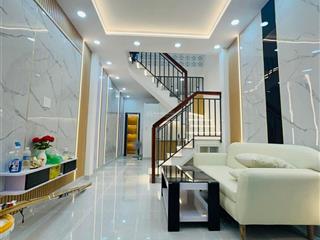 Bán nhà tân bình  đối diện nhà ga t3  35m2  3pn có pn dưới tầng trệt  giá 4.3 tỷ