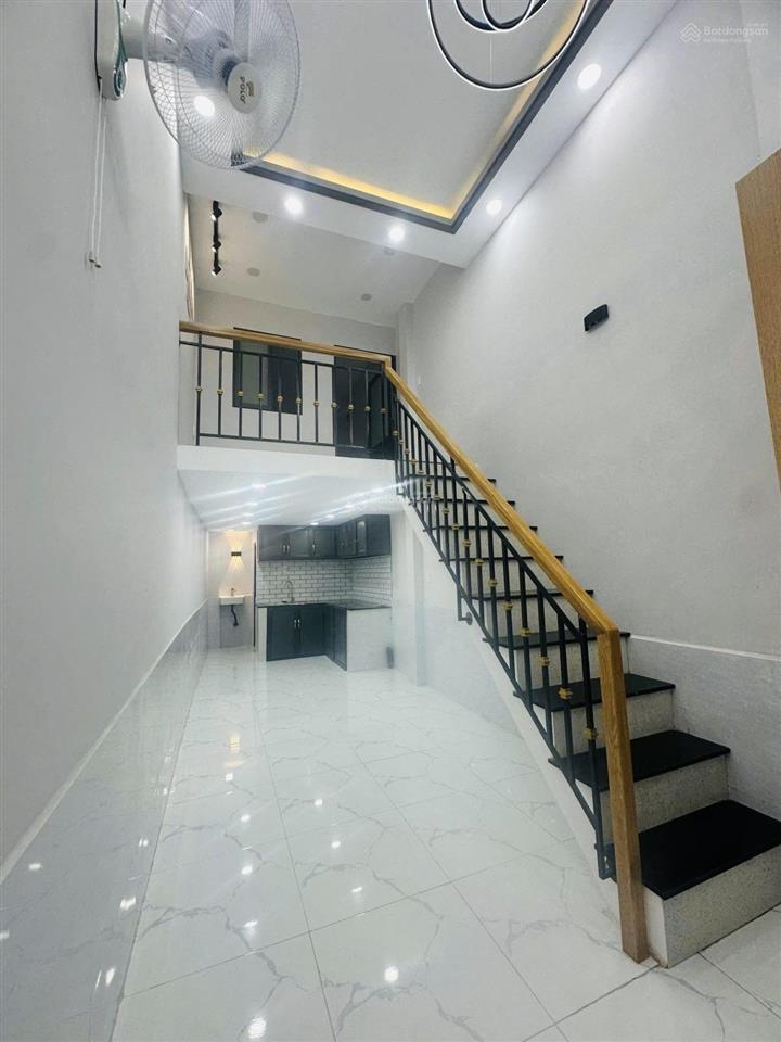 Chỉ 2t4 có ngay nhà đẹp vào ở liền  ngay chợ bình trị đông  shr vuông vức không quy hoạch