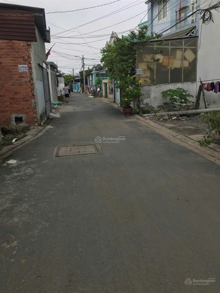 Bán nhà mặt tiền thạnh lộc, quận 12  dt hơn 100m2  sổ hồng đầy đủ  giá thỏa thuận