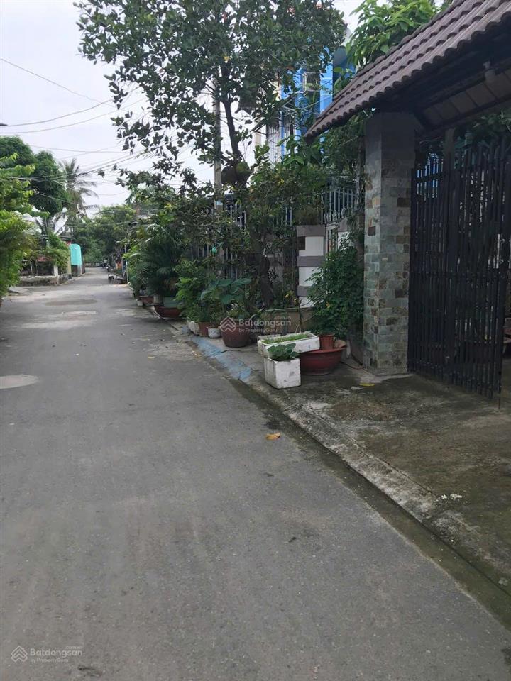 Bán nhà mặt tiền thạnh lộc, quận 12  dt hơn 100m2  sổ hồng đầy đủ  giá thỏa thuận