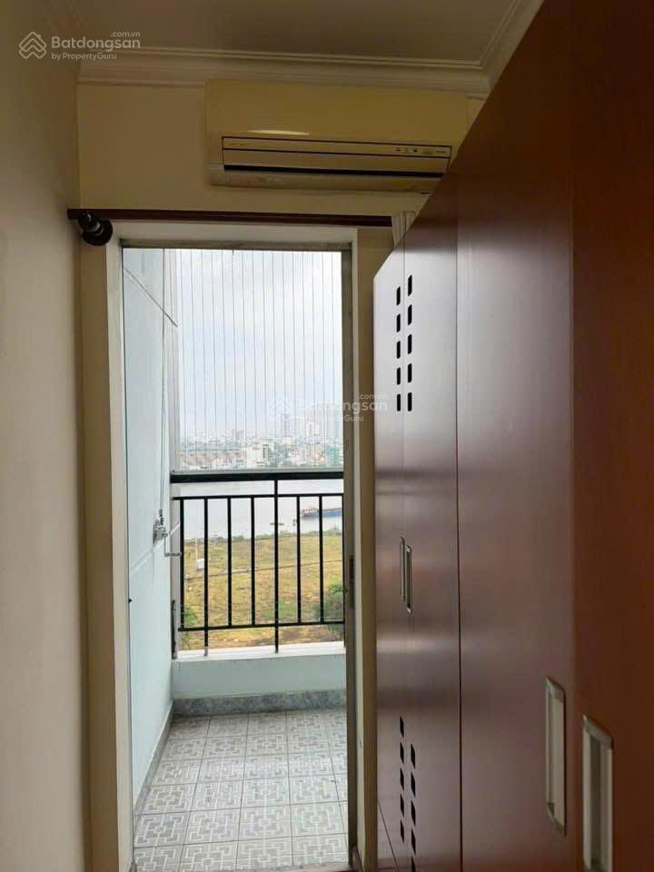 Bán nhanh chcc thế kỷ 21 view sông, lầu cao  dt 80m2  sổ hồng đầy đủ  giá 5,54 tỷ ( tl nhẹ ).