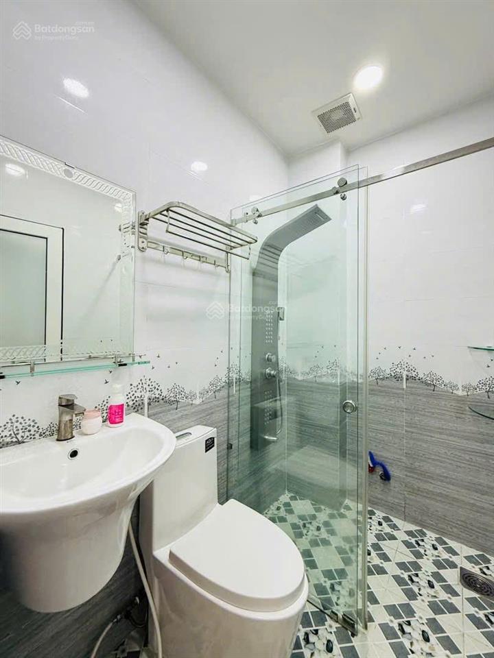 Giảm mạnh 800tr bán nhà 4 tầng hẻm xe tải  đường nguyễn duy cung, gò vấp có thang máy, giá 9,7 tỷ