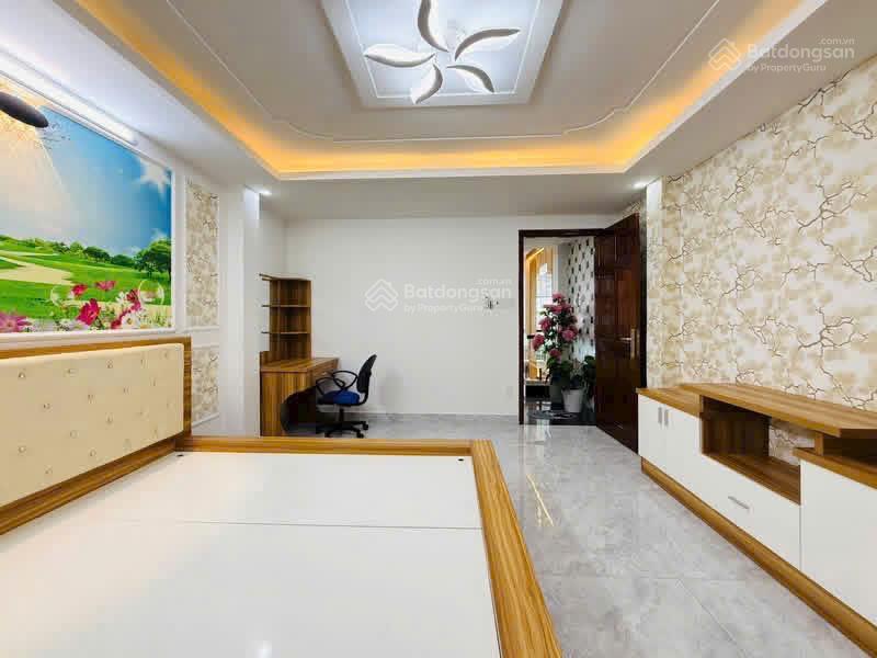 Giảm mạnh 800tr bán nhà 4 tầng hẻm xe tải  đường nguyễn duy cung, gò vấp có thang máy, giá 9,7 tỷ