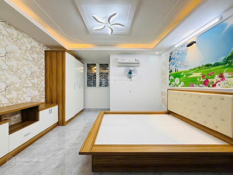 Giảm mạnh 800tr bán nhà 4 tầng hẻm xe tải  đường nguyễn duy cung, gò vấp có thang máy, giá 9,7 tỷ