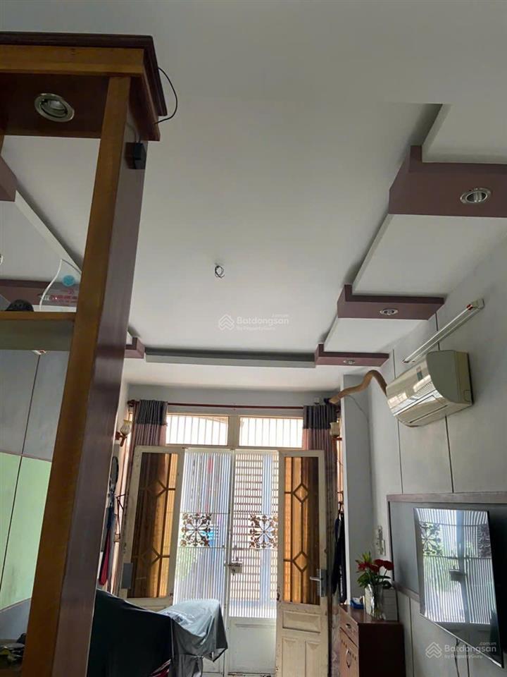 Giá cực xịn! nhà phan huy ích ô tô tới cửa  chỉ hơn 4 tỷ, tặng nội thất, ở ngay kẻo lở. sổ hồng.